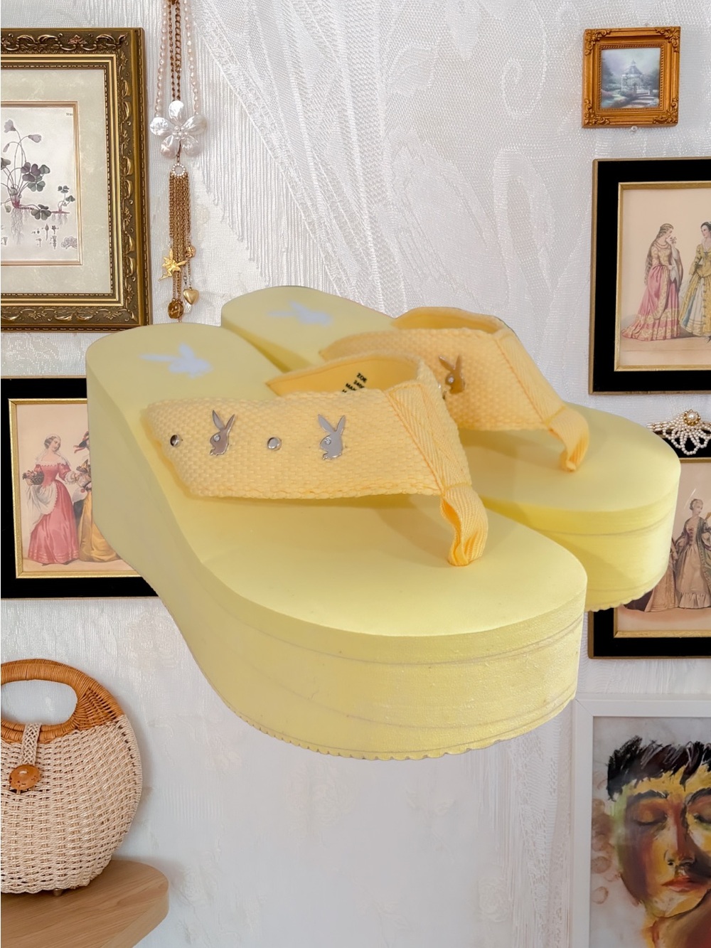 Y2k sporty girly chunky butter yellow platform slip on slides sandals